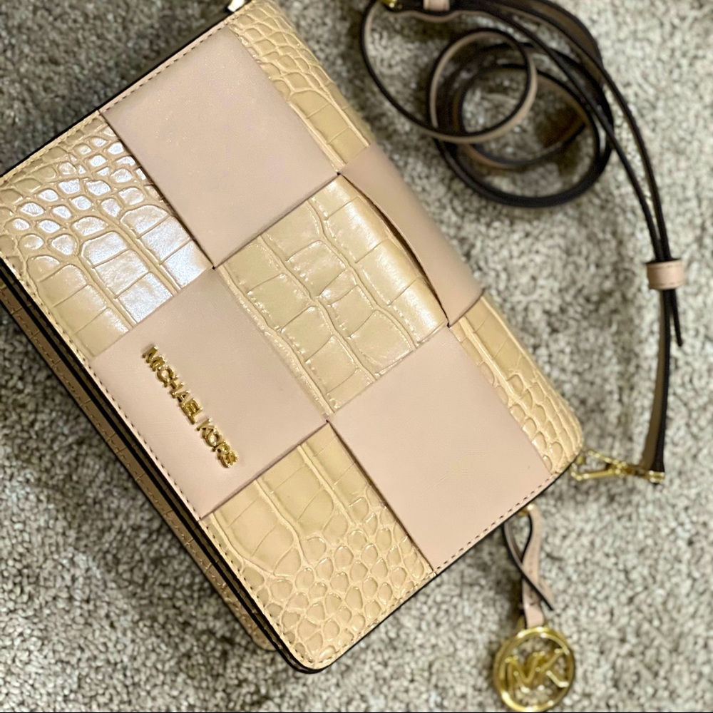 Michael Kors crossbody